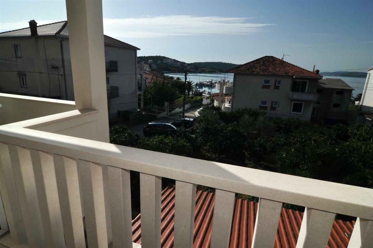 T&T Sea View Apartments โตรกีร์ ภายนอก รูปภาพ